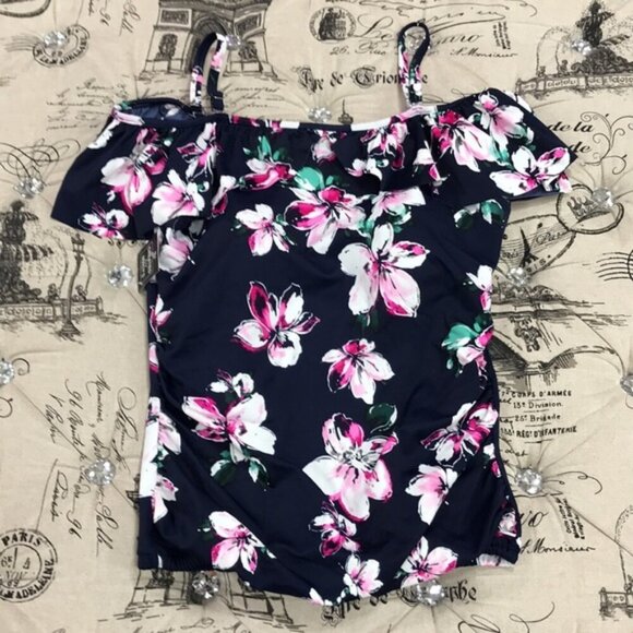 Swim Solutions Status Off-the-Shoulder Swim Top - Picture 5 of 8